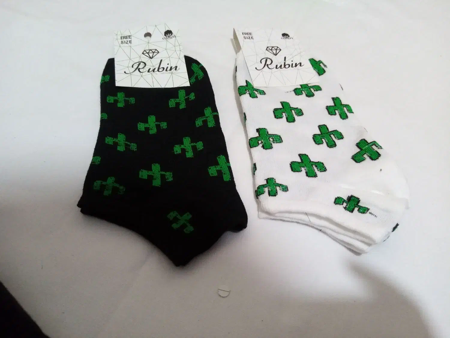 جوراب 2 نخ|لباس|طرقبه, |دیوار