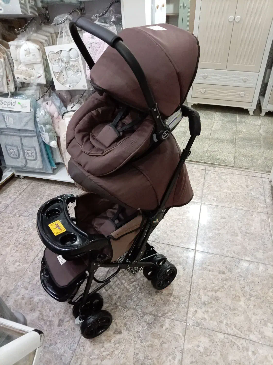 ست کالسکه مامی بگ|کالسکه و لوازم جانبی|نجفآباد, باغ ملی|دیوار