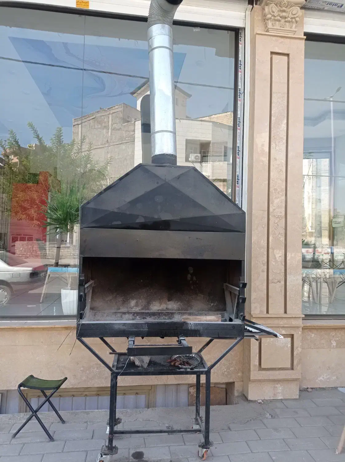 منقل کبابی کلاهکدار سالم|کافیشاپ و رستوران|خوی, |دیوار