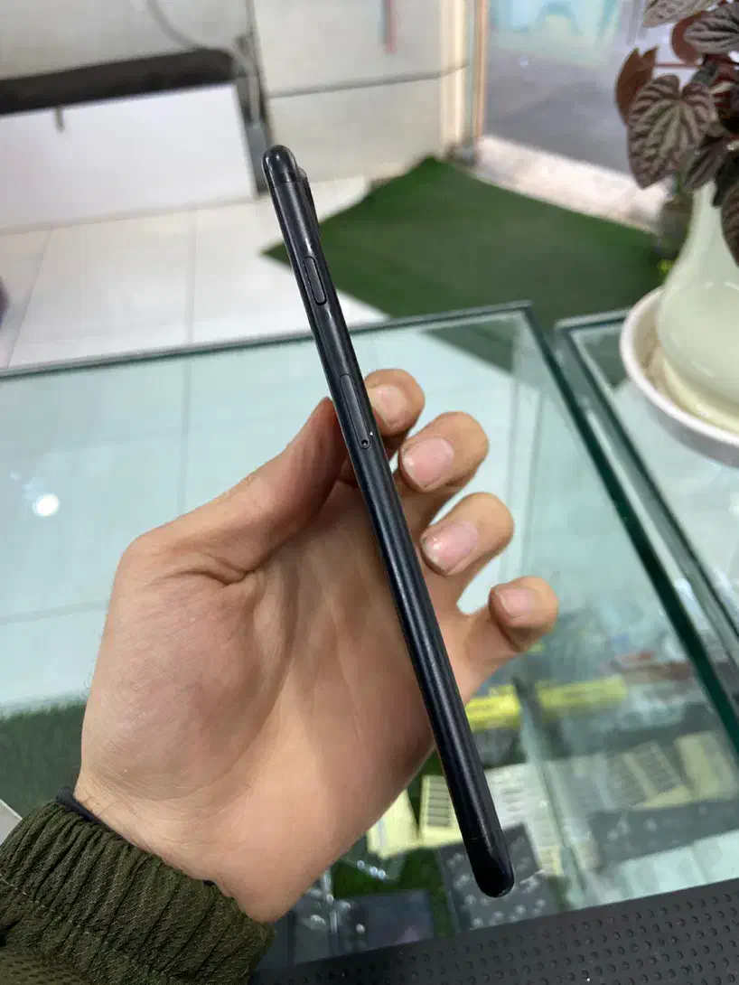 آیفون 7 پلاس با حافظه ۱۲۸ گیگ بسیار تمیز|موبایل|تهران, سلیمانی|دیوار