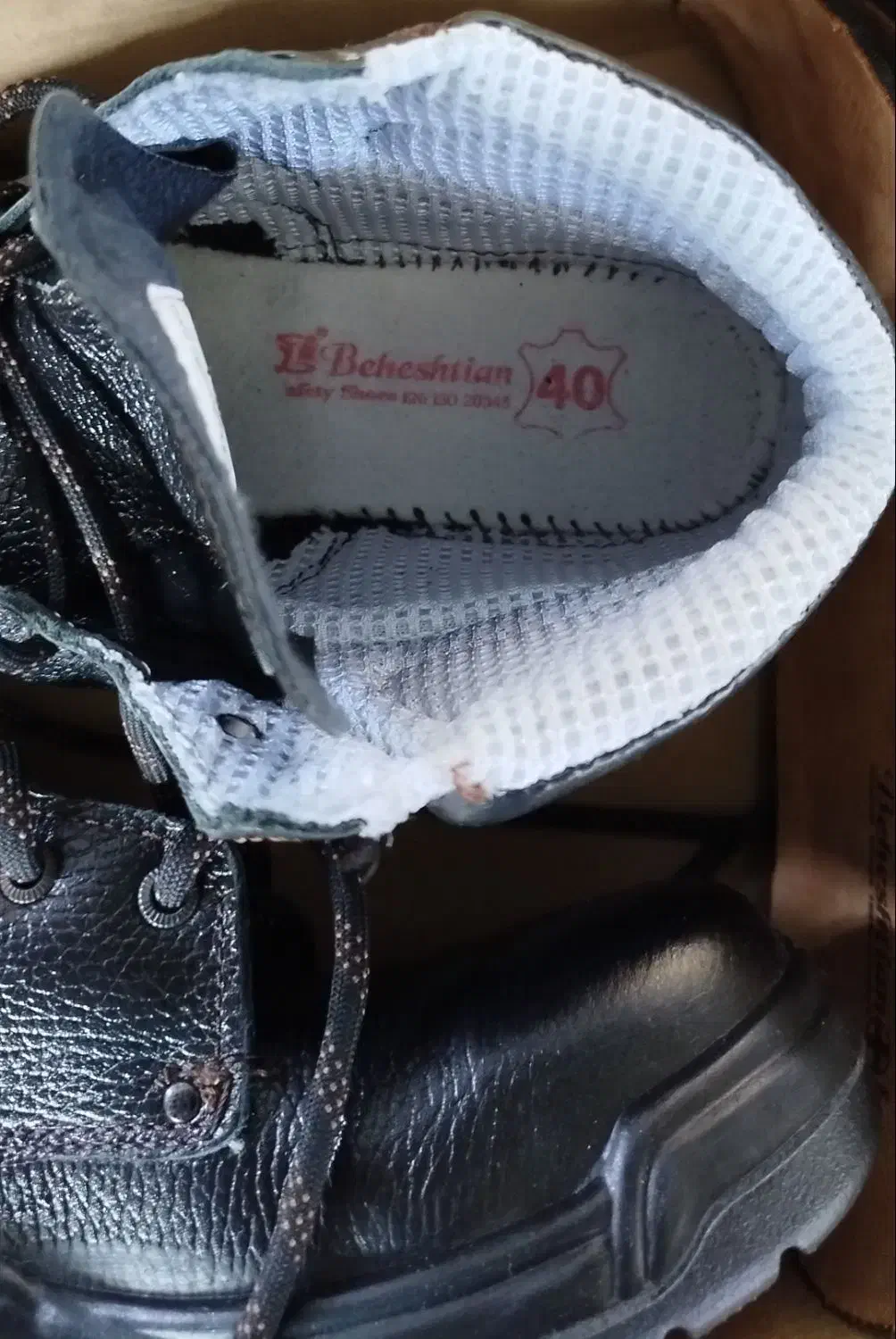 کفش کار بهشتیان سایز ۴۰|کیف، کفش، کمربند|فلاورجان, |دیوار