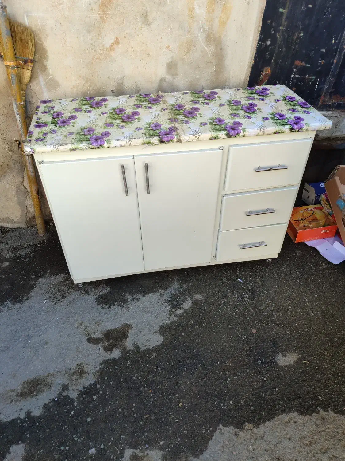 کابینت فلزی|مصالح و تجهیزات ساختمان|سنندج, |دیوار