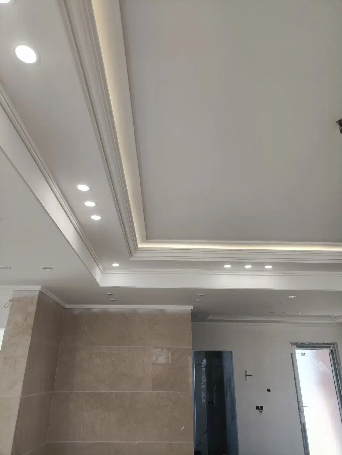 کارگر گچکار|استخدام معماری، عمران و ساختمانی|یزد, |دیوار