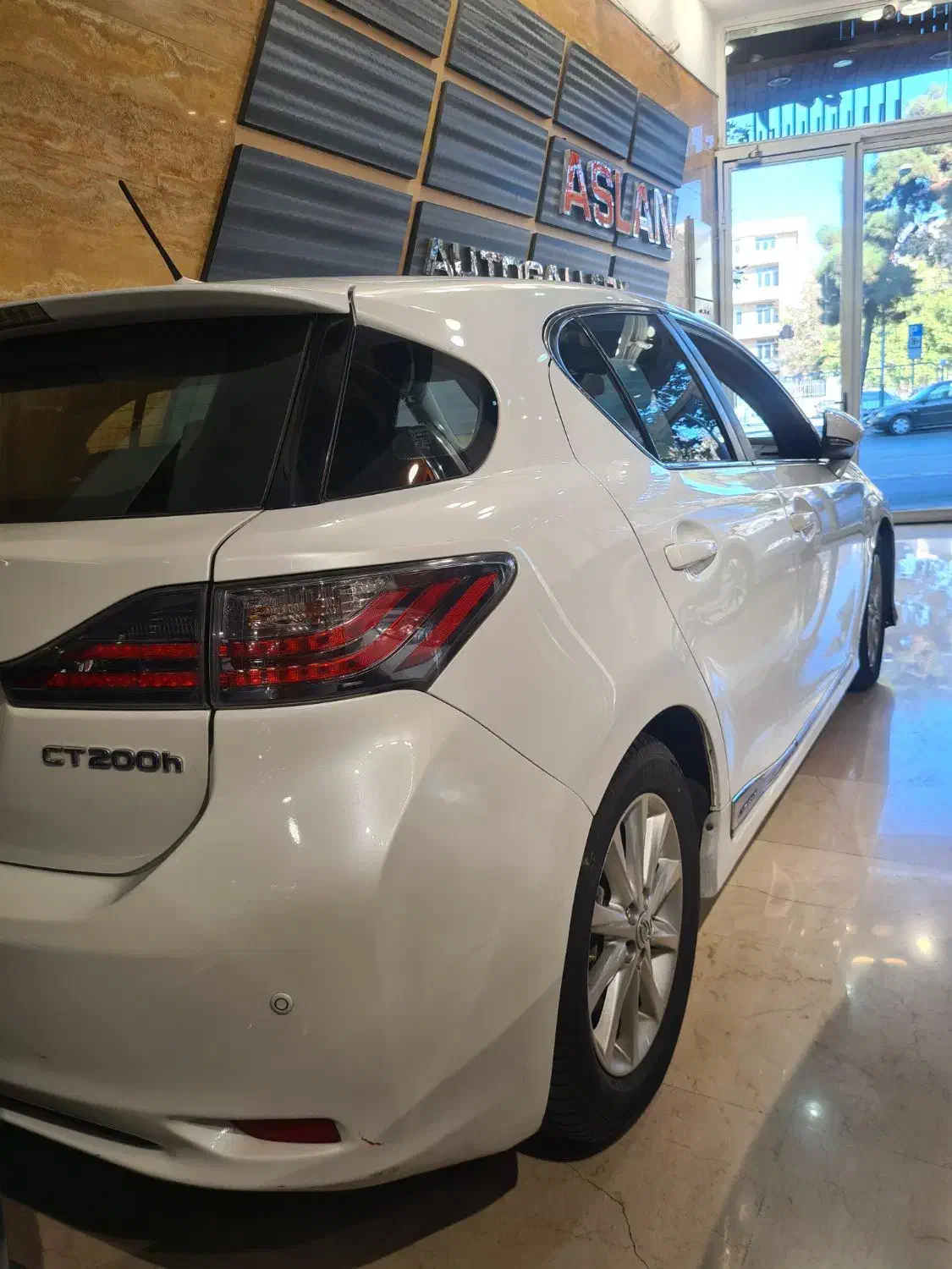 لکسوسct200h|خودرو سواری و وانت|تهران, عباسآباد|دیوار