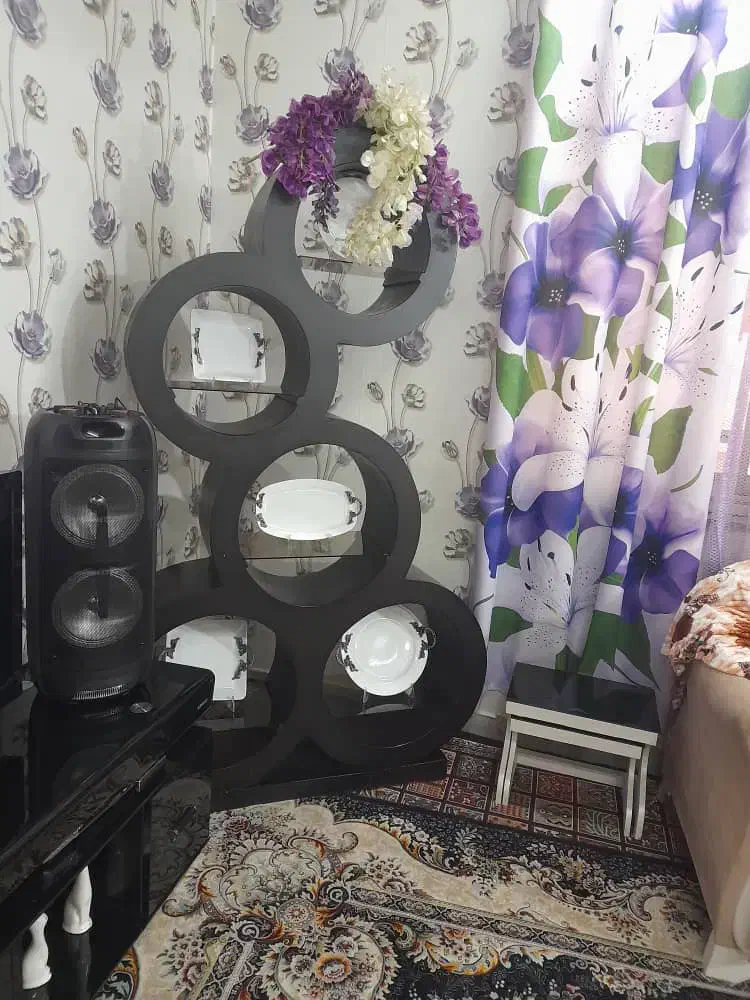 ویترین چوبی|بوفه، ویترین، کنسول|سنگر, |دیوار