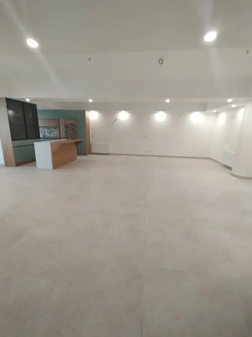 136 متری/دو خوابه/نوساز/چیتگر