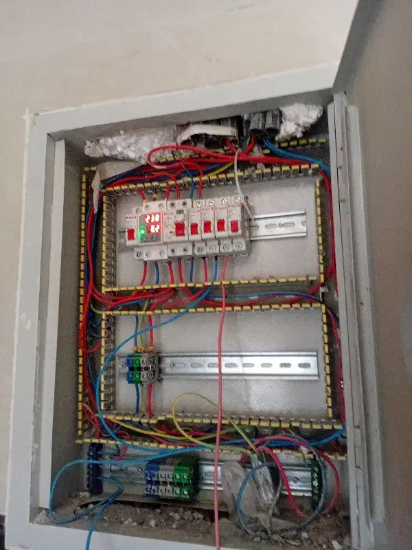 برق کشی ساختمان صنعتی و ساختمانی. رفع اتصالی|خدمات پیشه و مهارت|نیشابور, شهرک فرهنگیان|دیوار