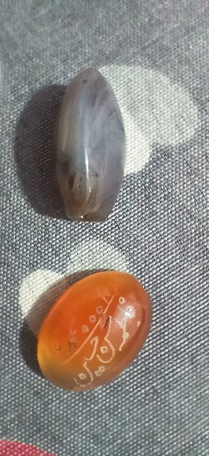 چفت در برنجی قدیمی  نگین عقیق سلیمانی قفل جعبه|کلکسیون اشیاء عتیقه|شیراز, لاله|دیوار