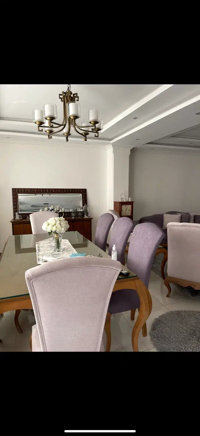 مبل ۸ نفره برند آیسا کاملا سالم و در حد نو|مبلمان خانگی و میز عسلی|رشت, چله خانه|دیوار