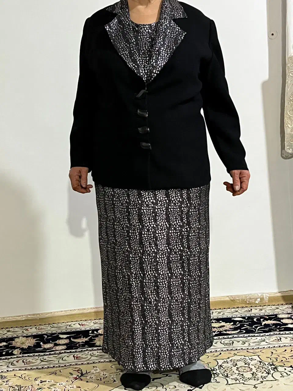 لباس مجلسی|لباس|مرزنآباد, |دیوار