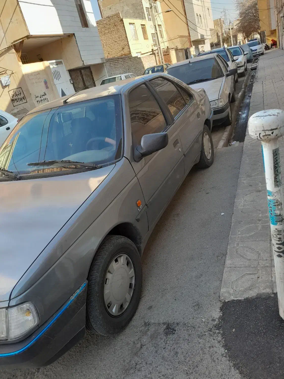 پژو۴۰۵ مدل ۹۲ بنزینی|خودرو سواری و وانت|ورامین, ورامین|دیوار