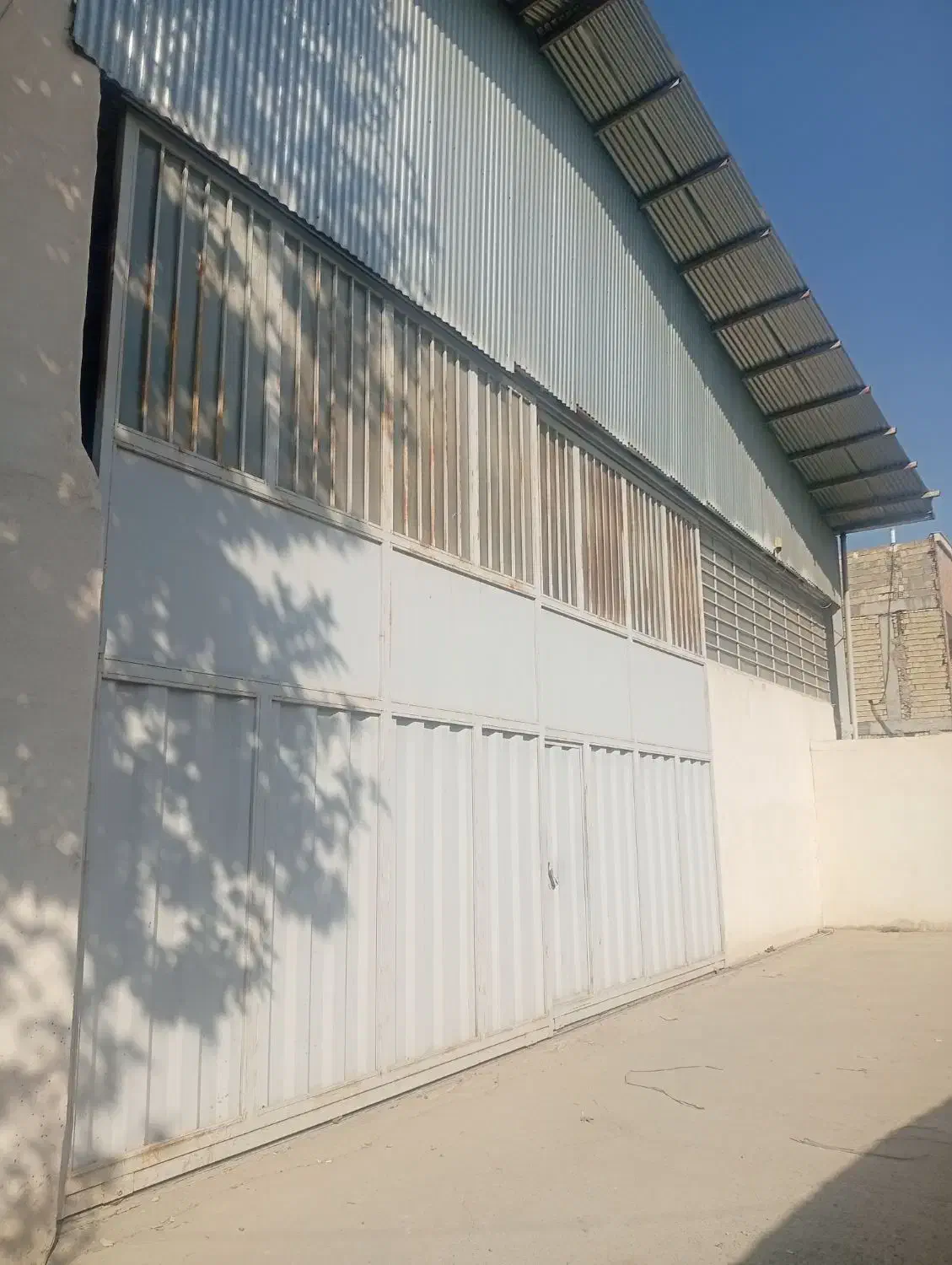 انبار یا سوله ۴۰۰متری|فروش دفتر صنعتی، کشاورزی، تجاری|خمینیشهر, |دیوار