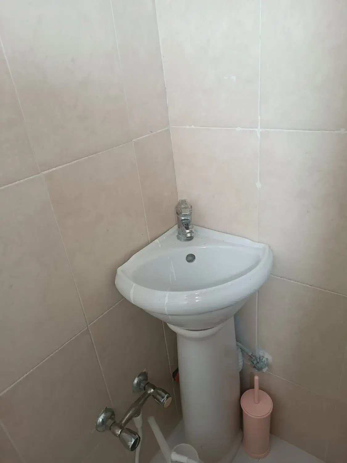 روشویی کنج|لوازم سرویس بهداشتی|کرج, خرمدشت|دیوار