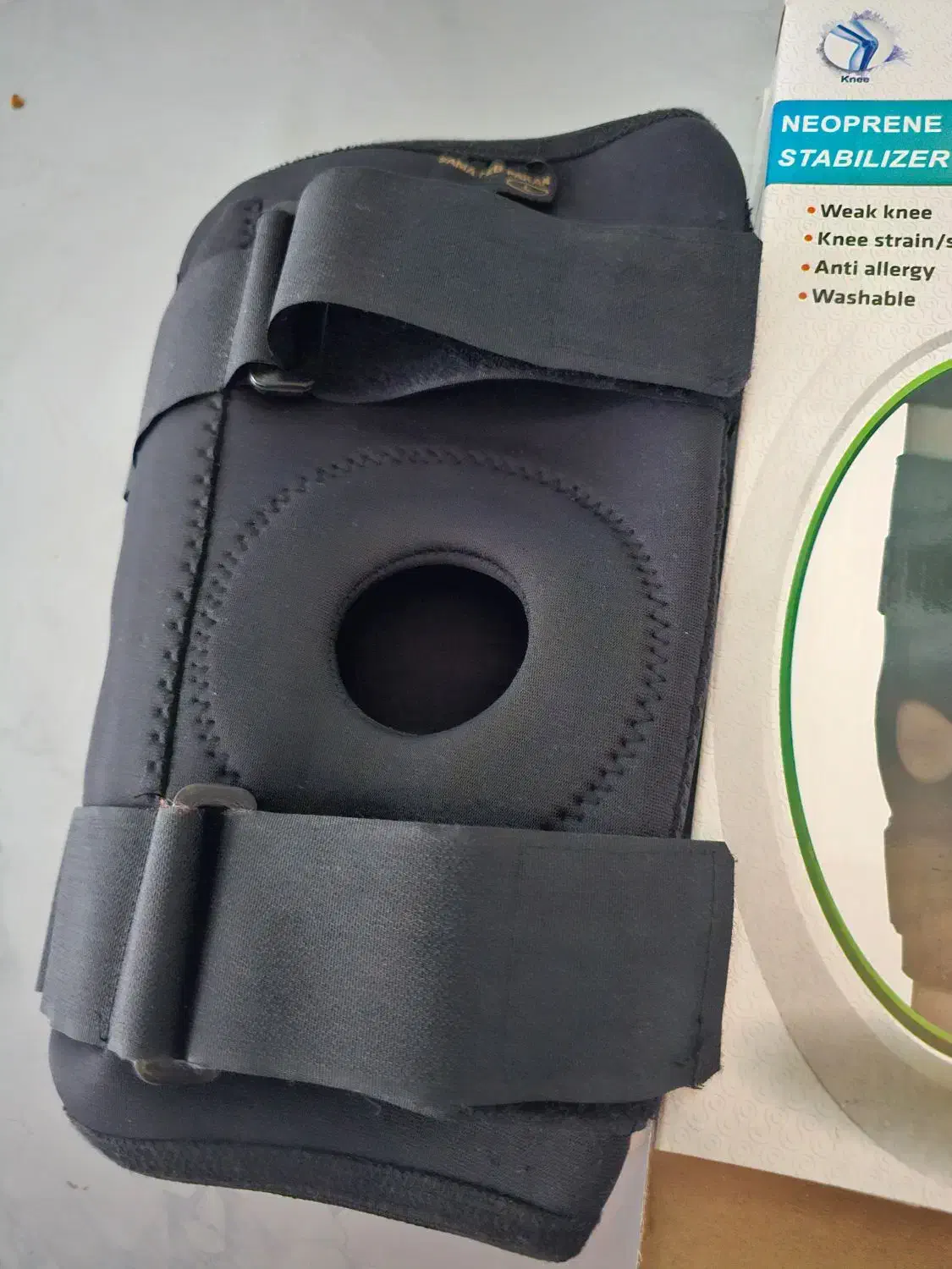 زانوبند طبی ۴فنره گرفتم دو دفه بیشتر نبستم|پزشکی|لنجان, |دیوار