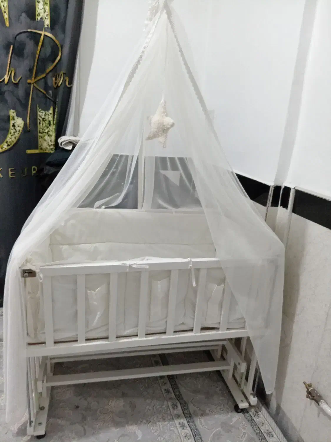 گهواره|تخت و صندلی بچه|سروآباد, |دیوار