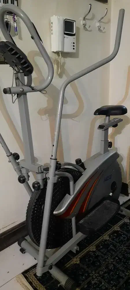 اسکی فضایی|تجهیزات ورزشی|شاهین‌شهر, شهرک گلدیس|دیوار