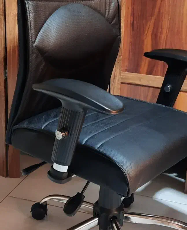 صندلی  طبی|مبلمان اداری|زنجان, |دیوار