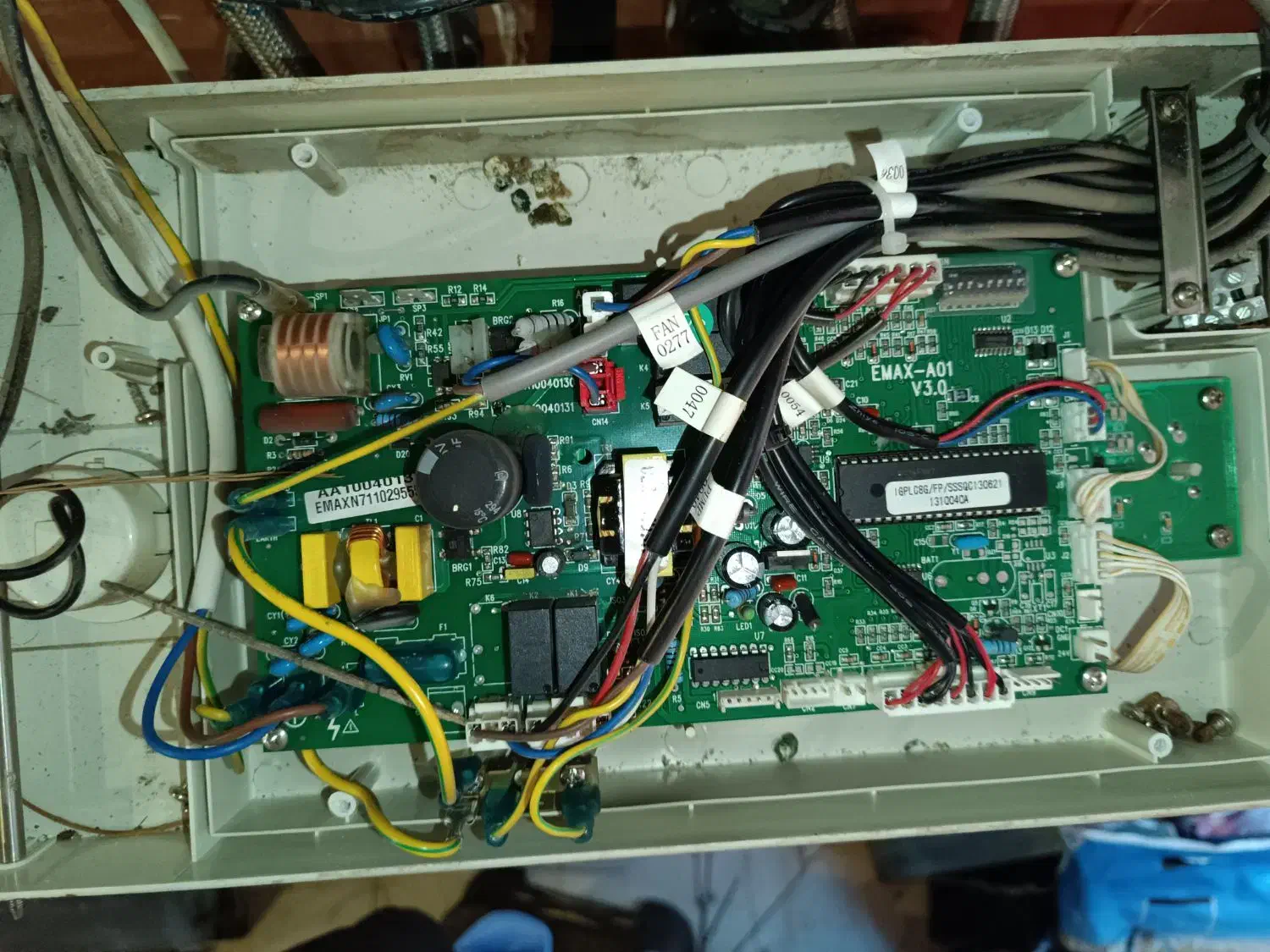 تعمیر سرویس پکیج ایران رادیاتور بوتان تاچی ایساتیس|خدمات پیشه و مهارت|تهران, تهرانپارس غربی|دیوار