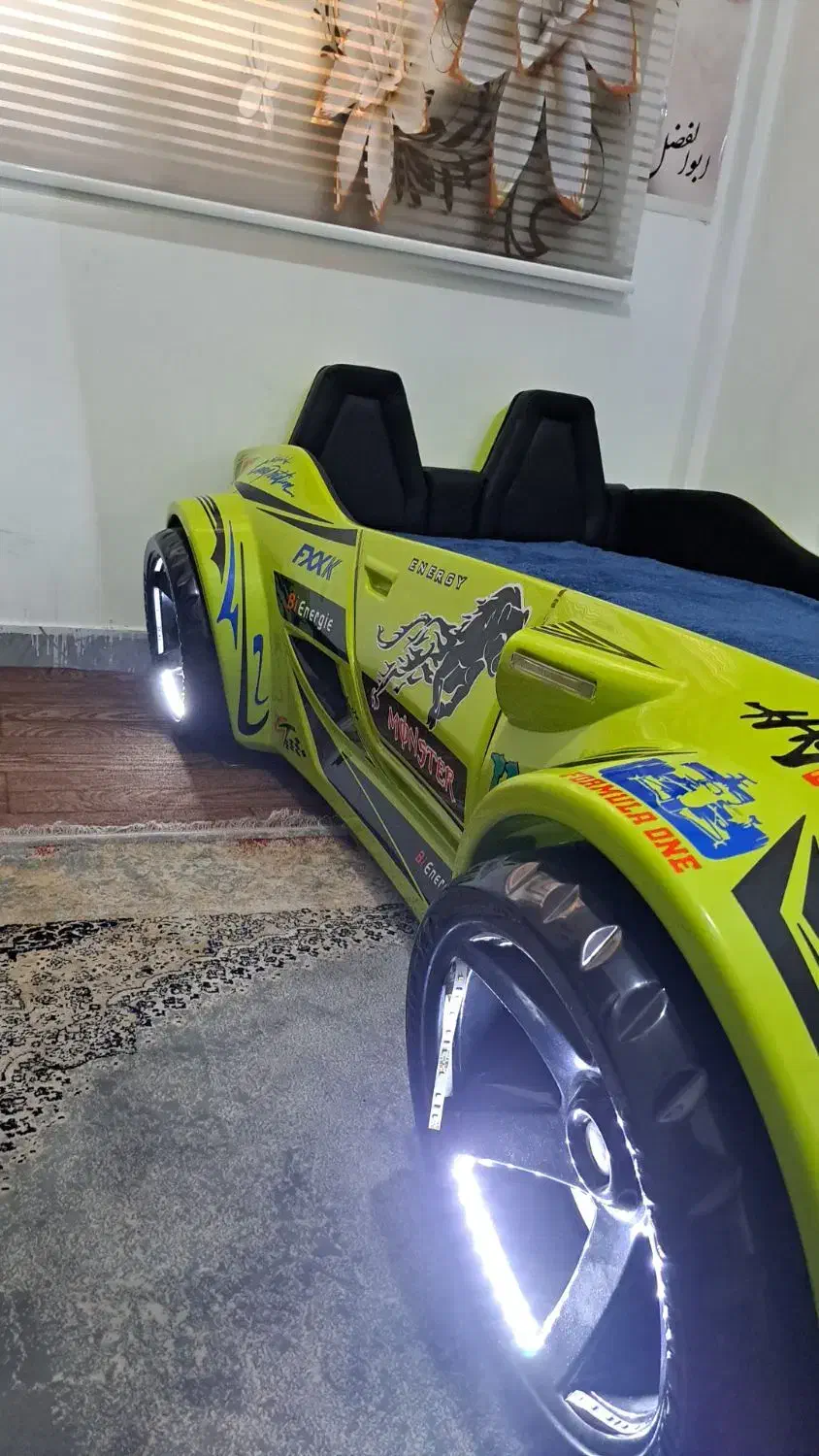 تخت سالم با تشک سالم نو|تشک تختخواب|نظرآباد, رسالت|دیوار