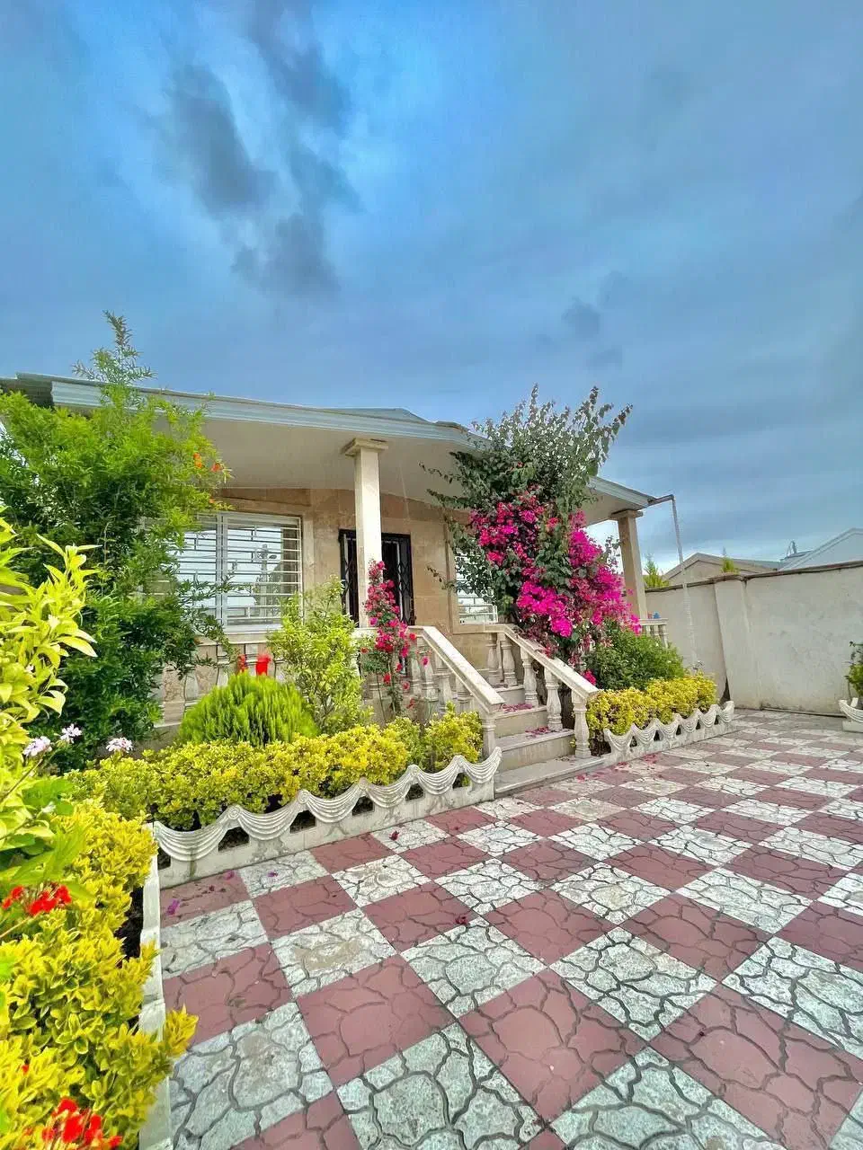 خونه باغچه220متری/سندتکبرگ.مازن**دران|فروش خانه و ویلا|قم, باجک یک|دیوار