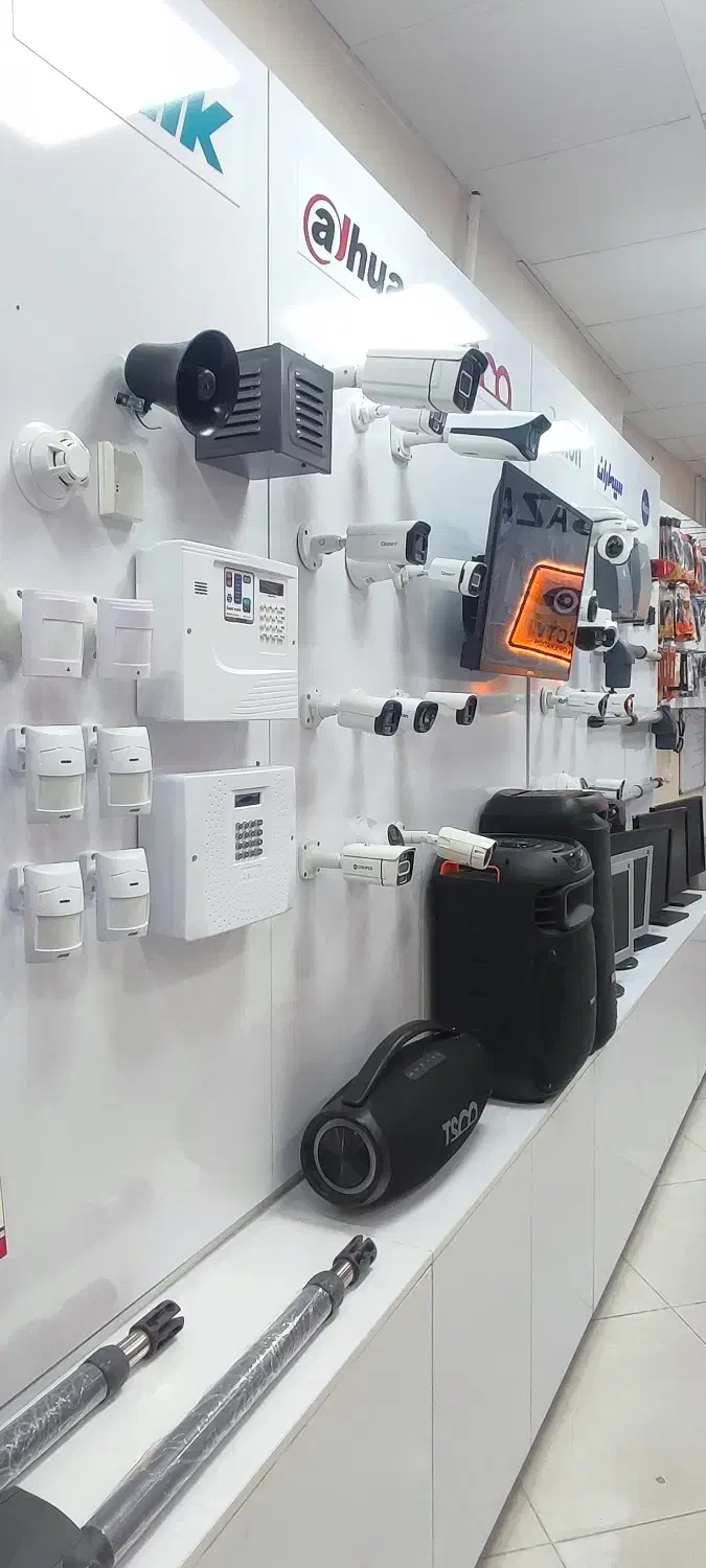 نصب دوربین و دزدگیر و کرکره برقی و جک پارکنیگی|دوربین مداربسته|اسفراین, |دیوار