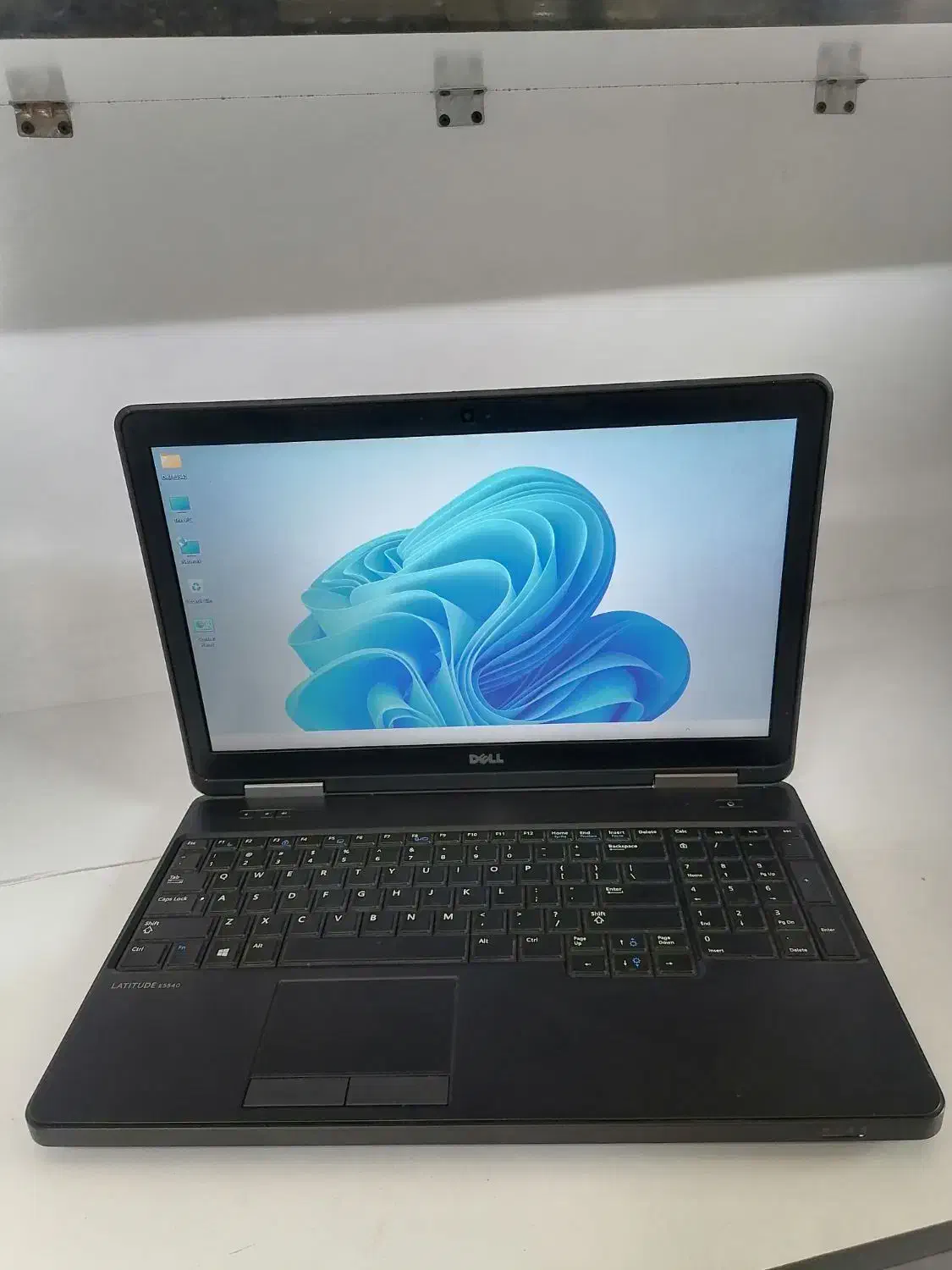 لپتاپ دل i7 رم 8 هارد 500 گرافیکدار|رایانه همراه|شیراز, فرگاز|دیوار