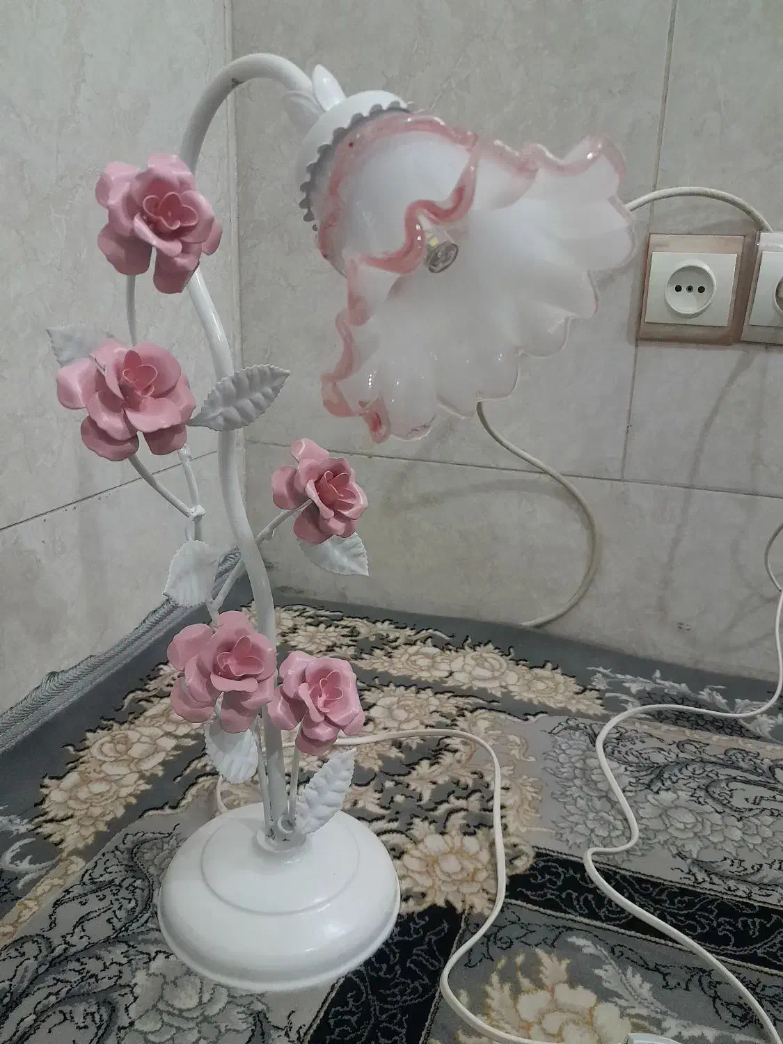 چراغ خواب یا آباژور رومیزی|چراغ خواب و آباژور|قم, زند آباد|دیوار