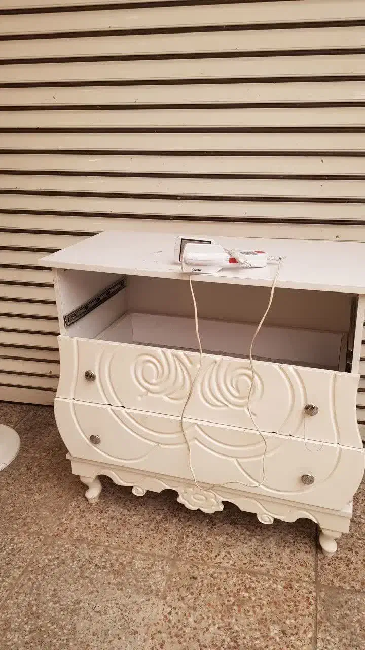 میز و آینه|مبلمان خانگی و میز عسلی|قم, پردیسان|دیوار