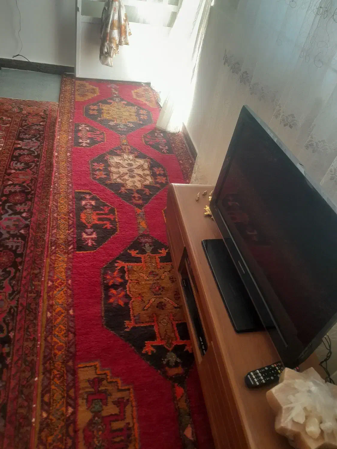 فرش کناره دستبافت|فرش|نظرآباد, رسالت|دیوار