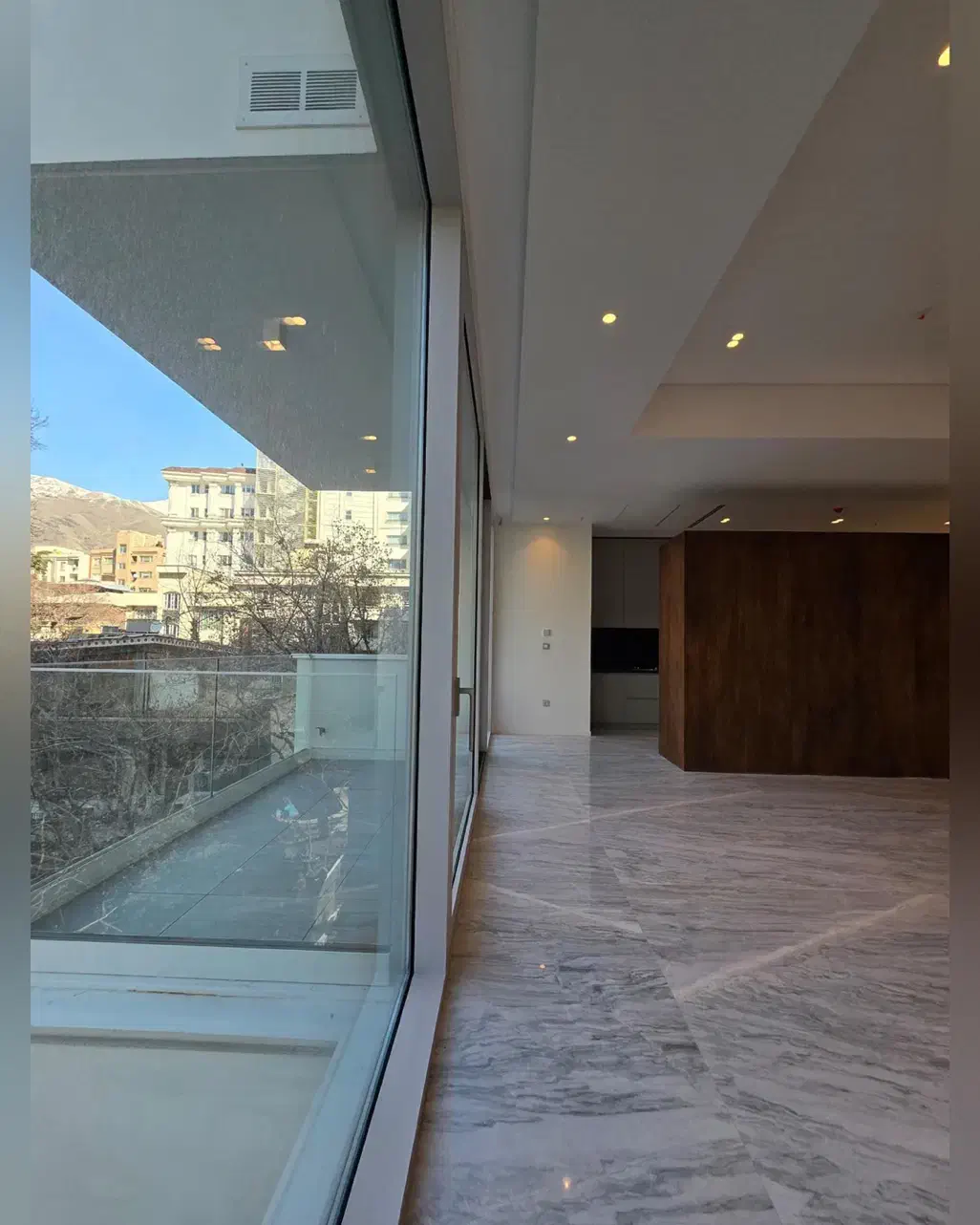 ۳۳۰متر مدرن ط۱۵ ویو ابدی ، تراس بزرگ ، مشاعات فول