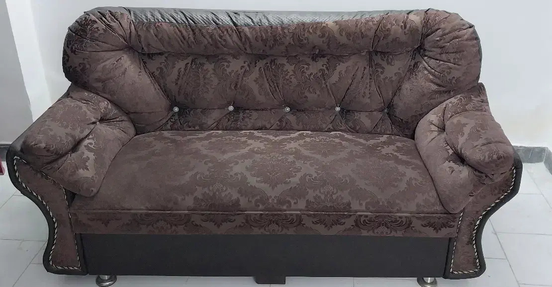 مبل راحتی ۷ نفره|مبلمان خانگی و میز عسلی|لاهیجان, کوی زمانی|دیوار