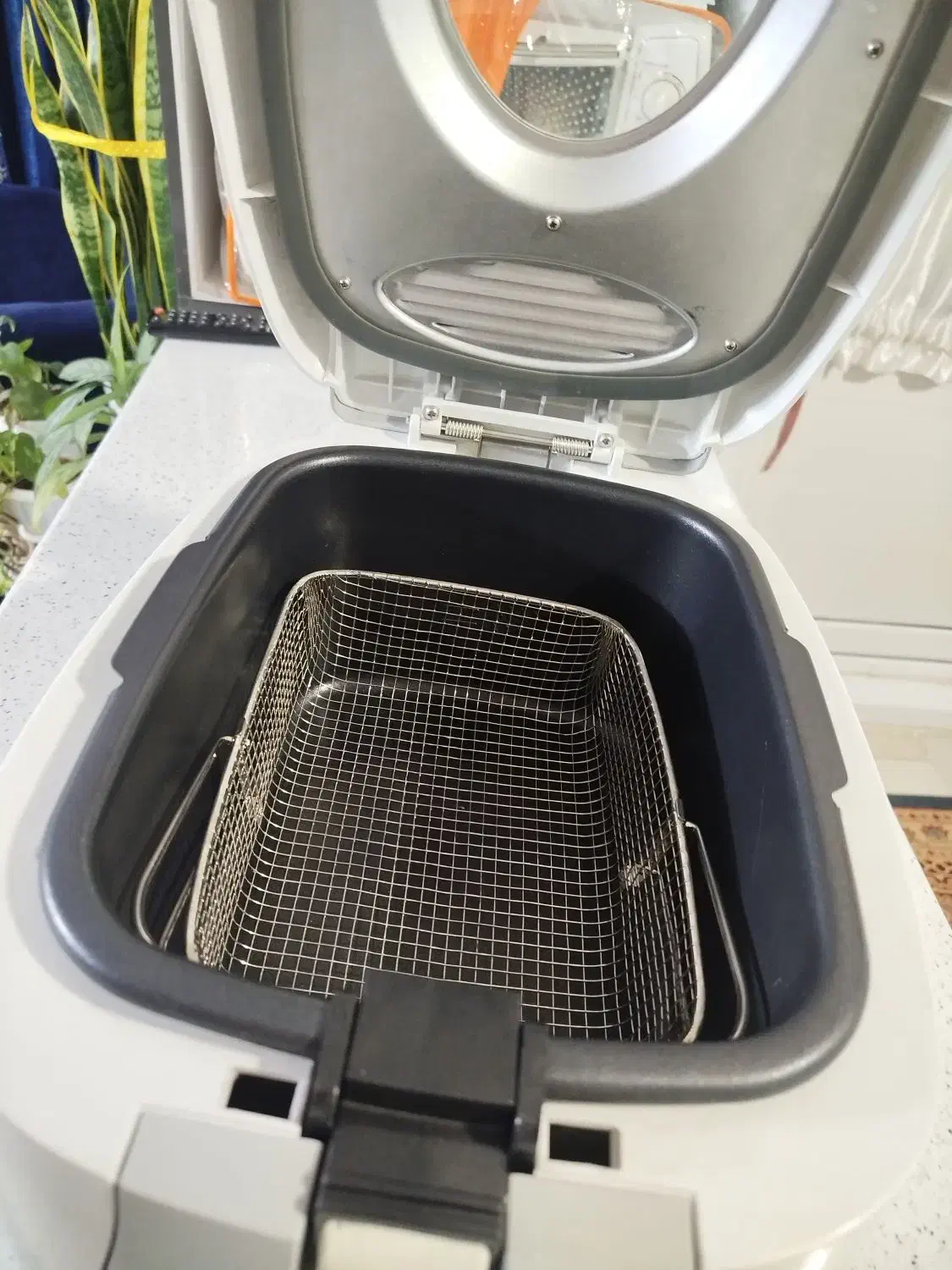 سرخ کن Rubyنوو|اجاق گاز و لوازم برقی پخت‌وپز|پرند, فاز ۴|دیوار