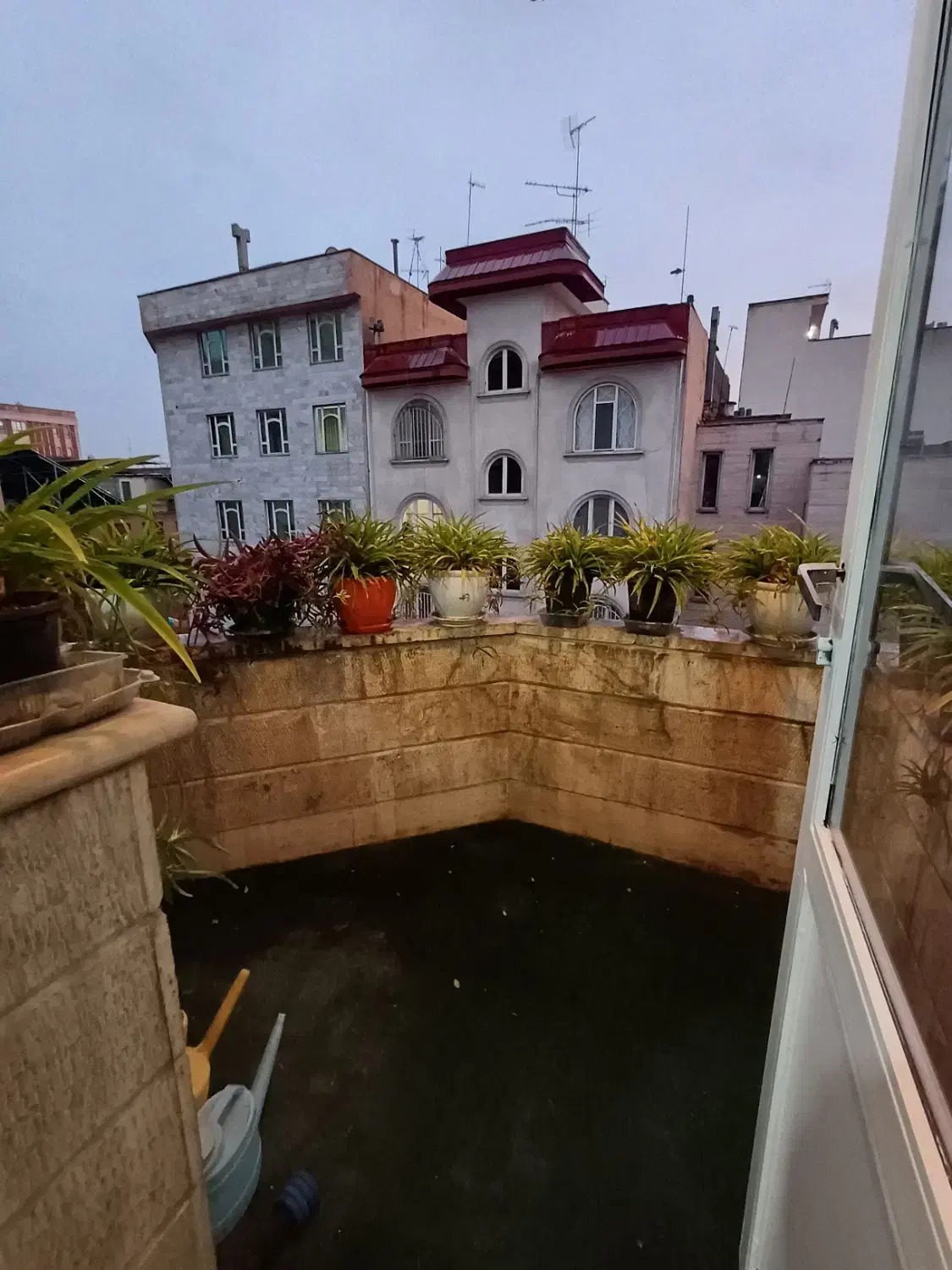 مرزداران/ ۱۲۵متر ۳خواب/ تخلیه / تک واحدی