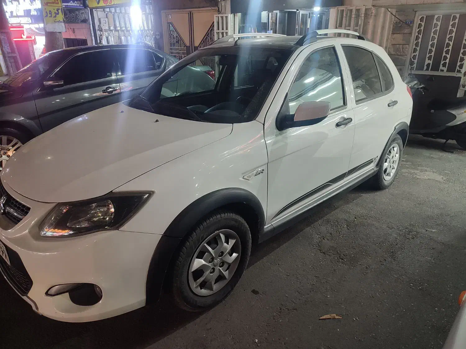 کوییک r ۱۴۰۱ بیرنگ|خودرو سواری و وانت|کرج, کوی امامیه|دیوار