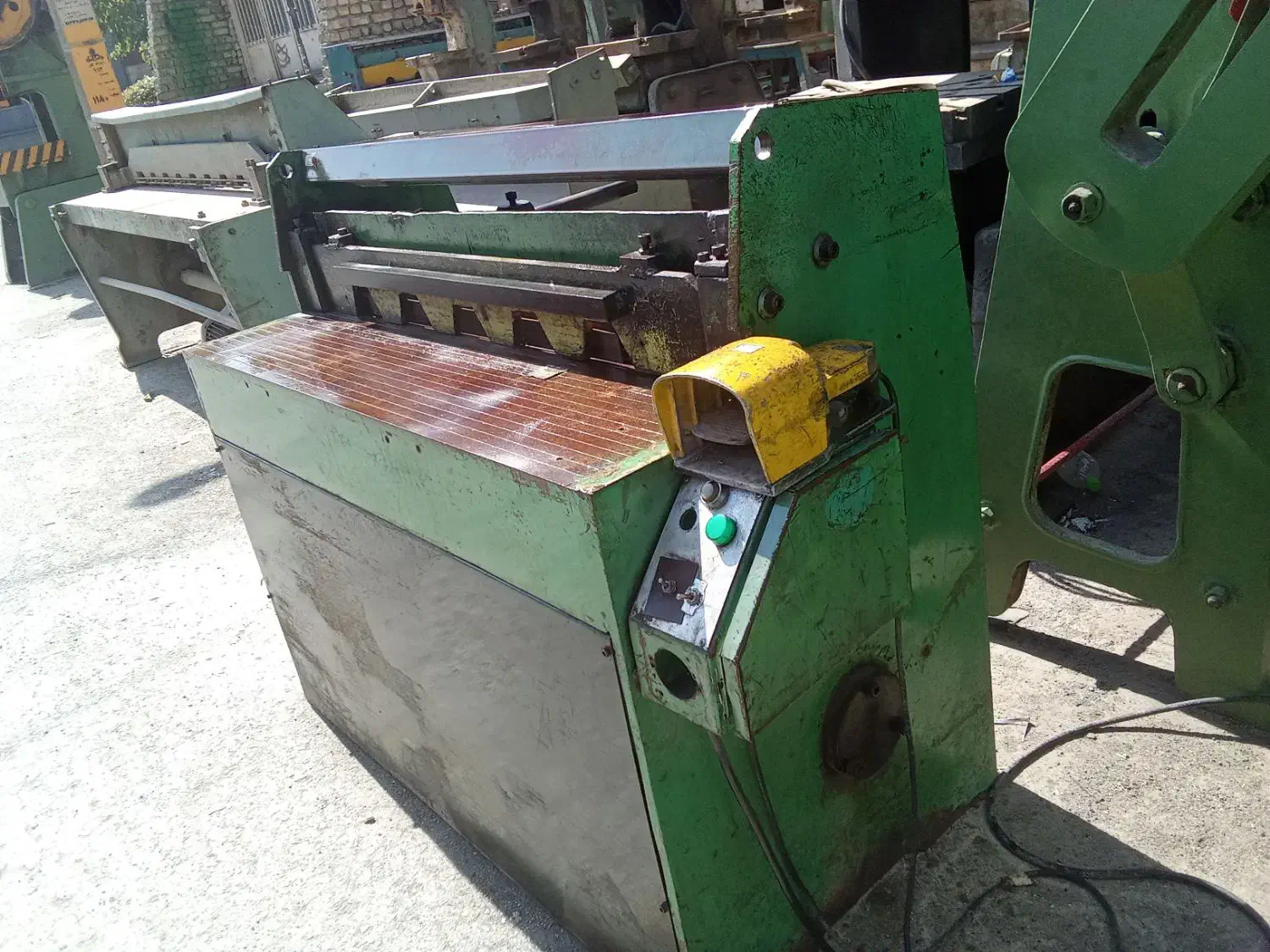 گیوتین یک متر ۲میل بر|کارت هدیه و تخفیف|اصفهان, شهرک صنعتی امیرکبیر (شاپور جدید)|دیوار