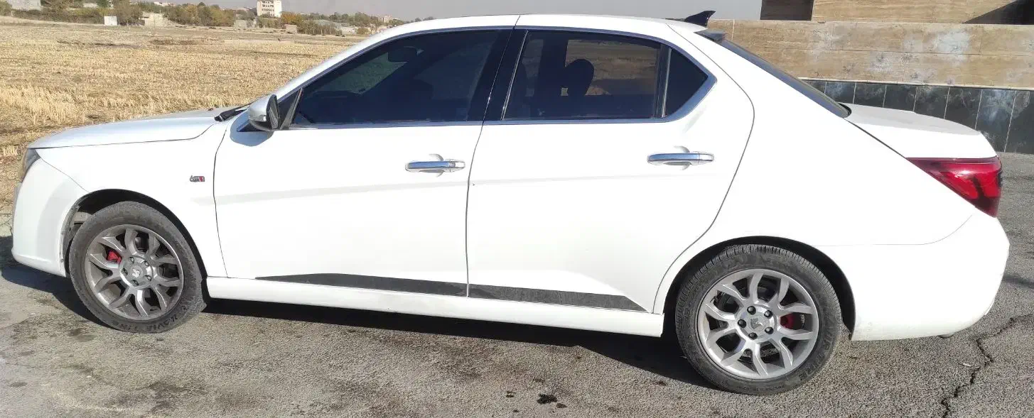 دنا پلاس توربو شارژ|خودرو سواری و وانت|لنجان, |دیوار