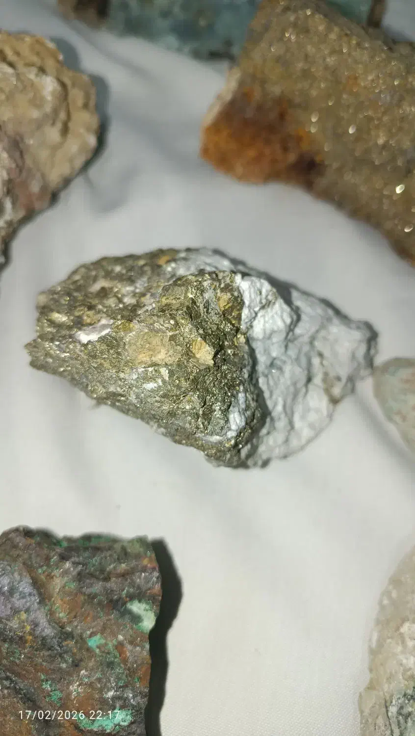 سنگ|کلکسیون اشیاء عتیقه|نجفآباد, شریعتی غربی|دیوار