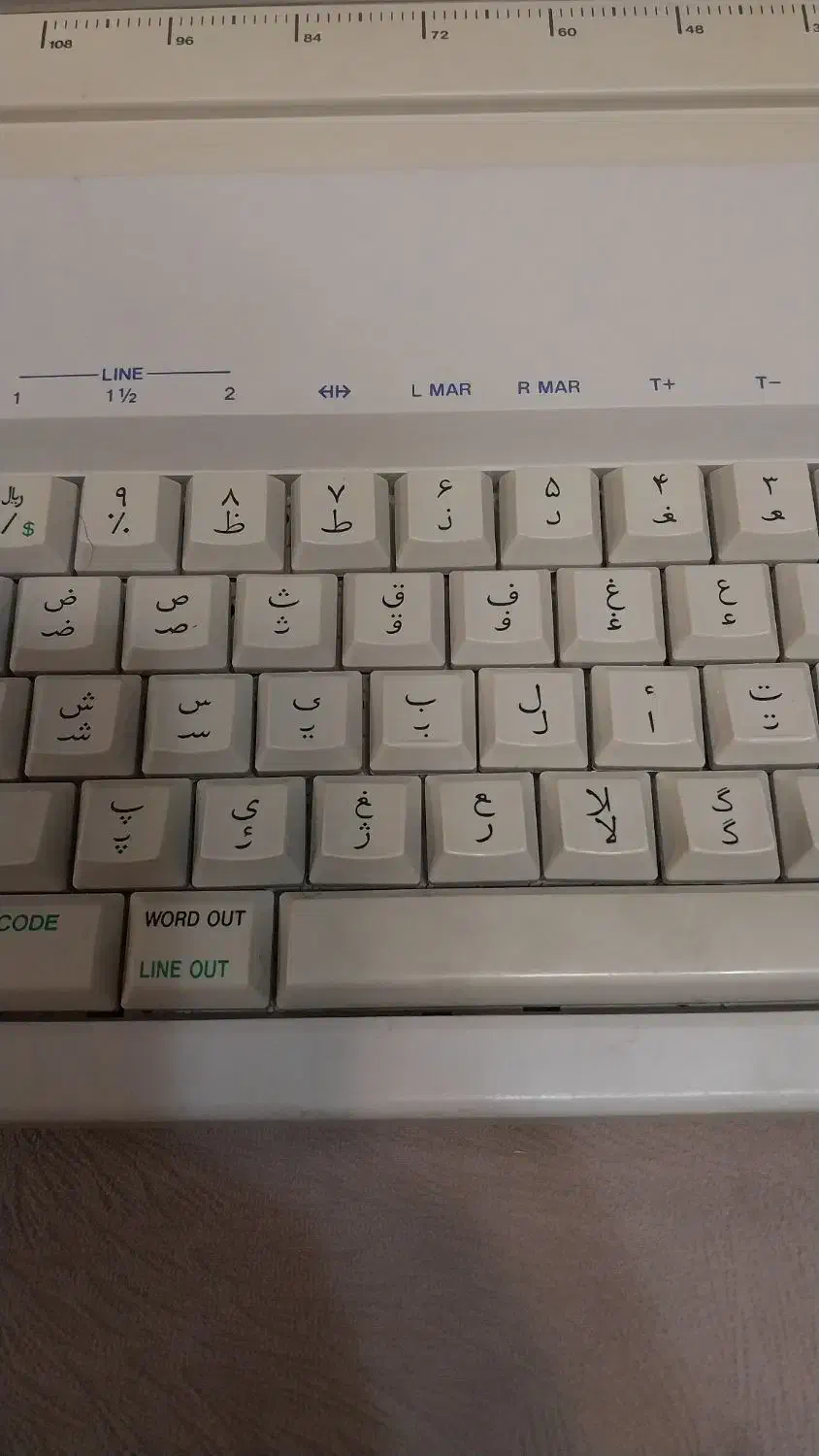 ماشین تایپ برقی کاملا تمیز سالم مارک brother ژاپن|کلکسیون اشیاء عتیقه|کرج, کوی زنبق|دیوار