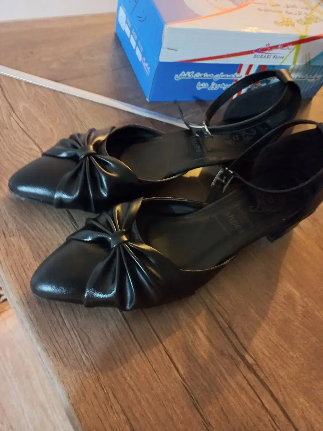 کفش مجلسی سایز ۴۰|کفش و لباس بچه|بروجرد, |دیوار