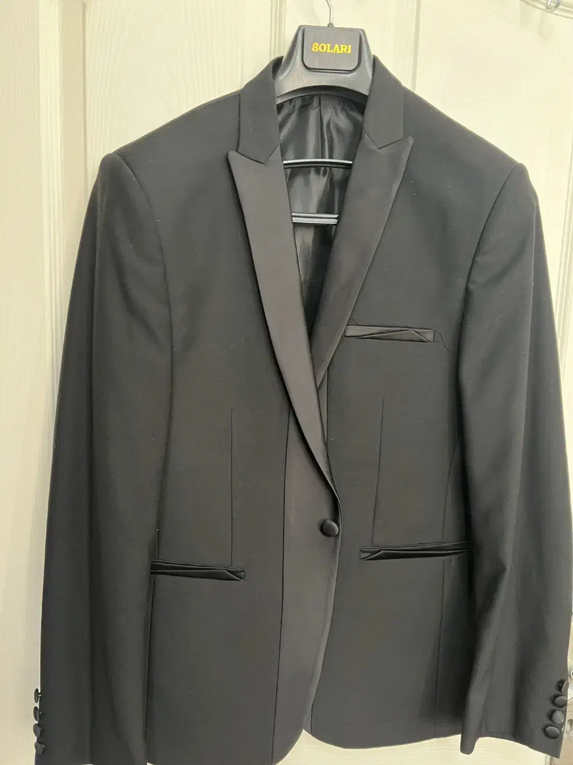 کت مجلسی|لباس|مشهد, جاهد شهر|دیوار