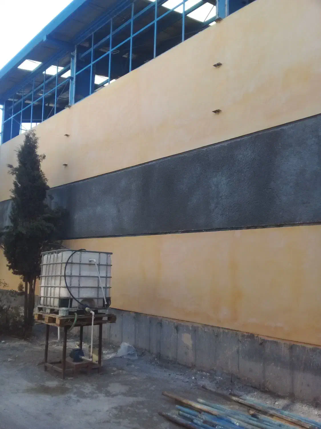 پلاستر سیمان کاری طرح سنگ سیمان سفید طوسی زیر و ر|خدمات پیشه و مهارت|اصفهان, لنبان|دیوار