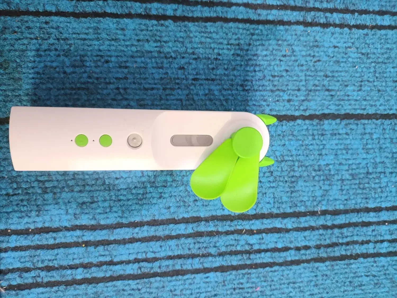 پنکه مه پاش شارژی|پنکه و تصفیه‌کنندهٔ هوا|پاوه, |دیوار