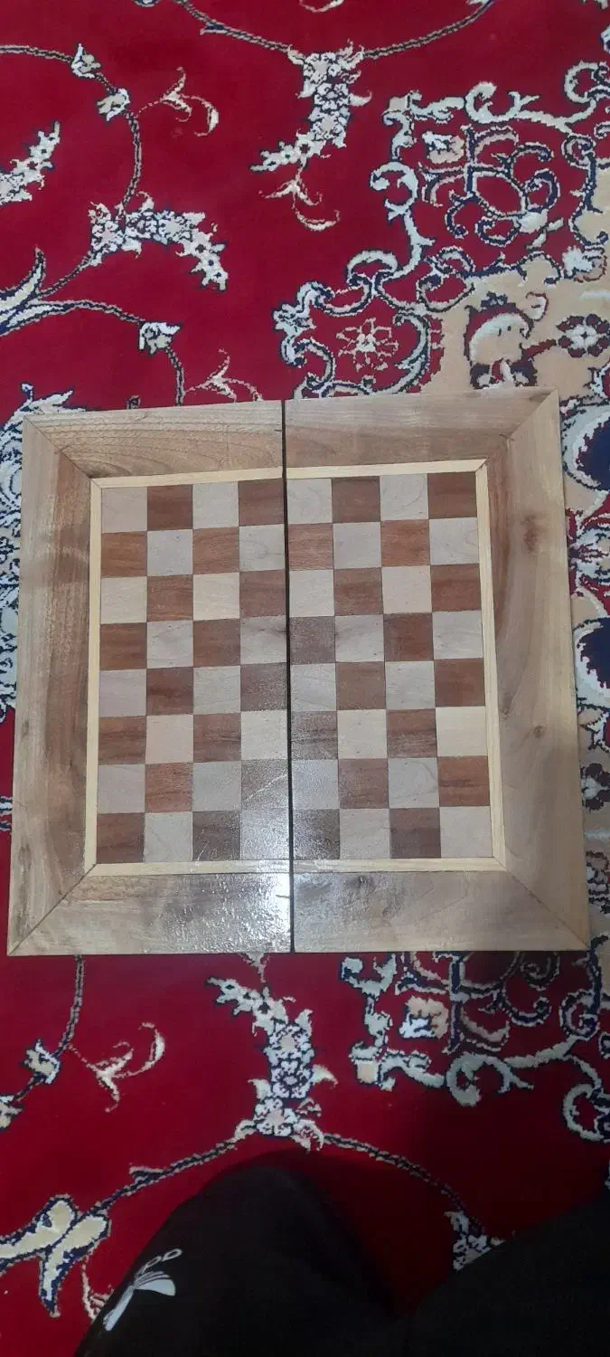 تخته نرد|اسباب‌‌بازی|اقبالیه, |دیوار