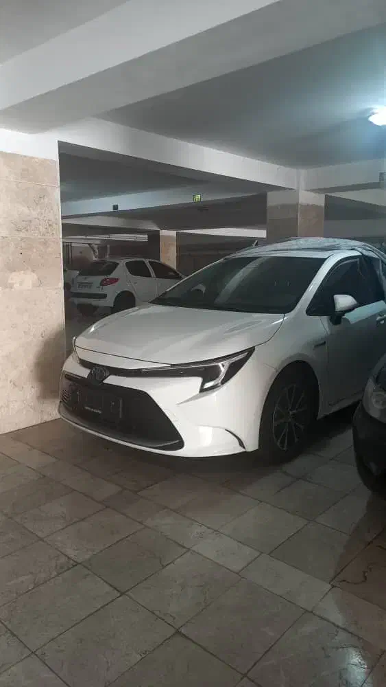 تویوتا لوین هیبرید ۱۸۰۰ صفر مدل ۲۰۲۴|خودرو سواری و وانت|تهران, فردوس|دیوار