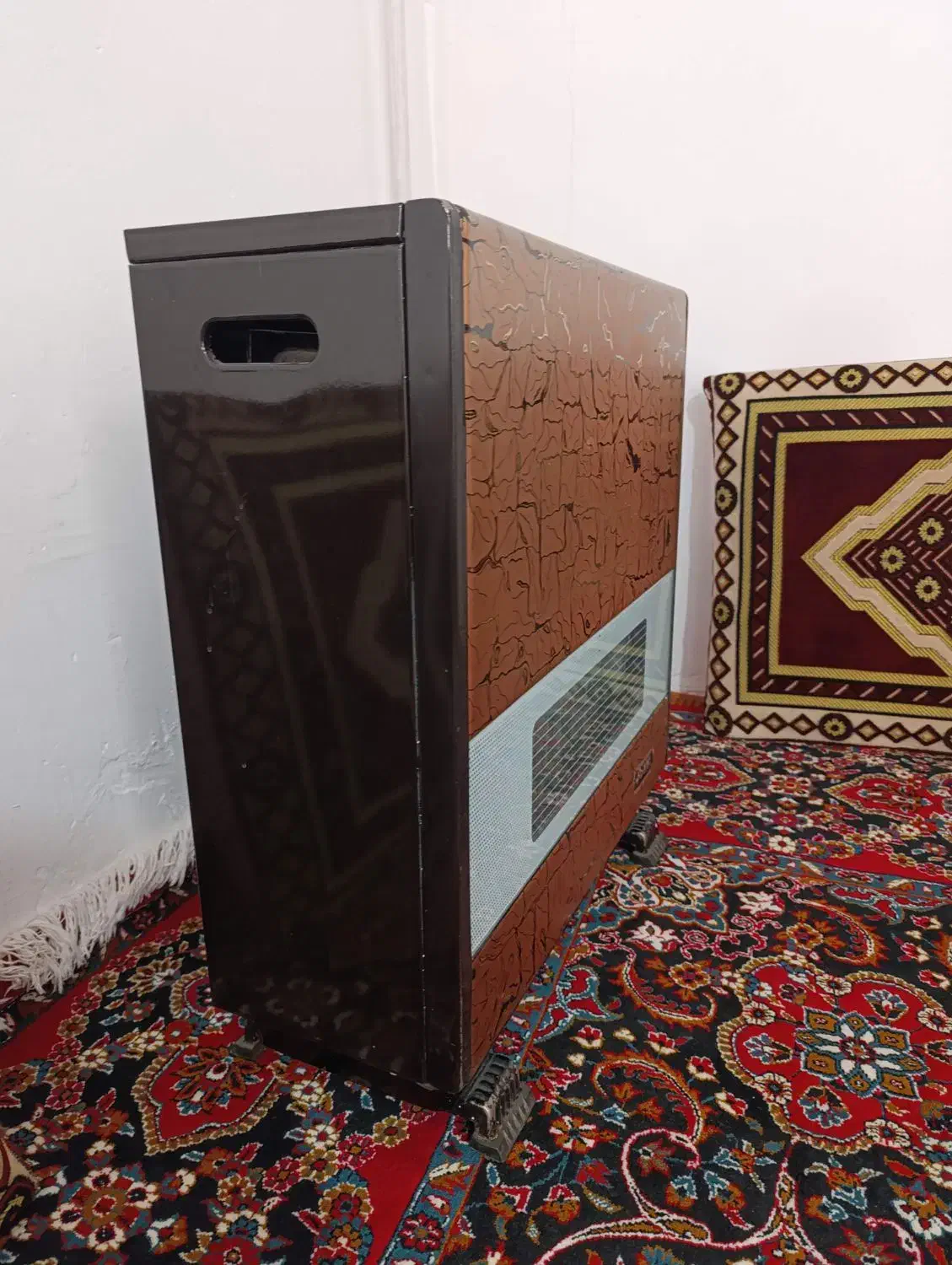 بخاری در حد نو|بخاری، هیتر، شومینه|سنقر, |دیوار