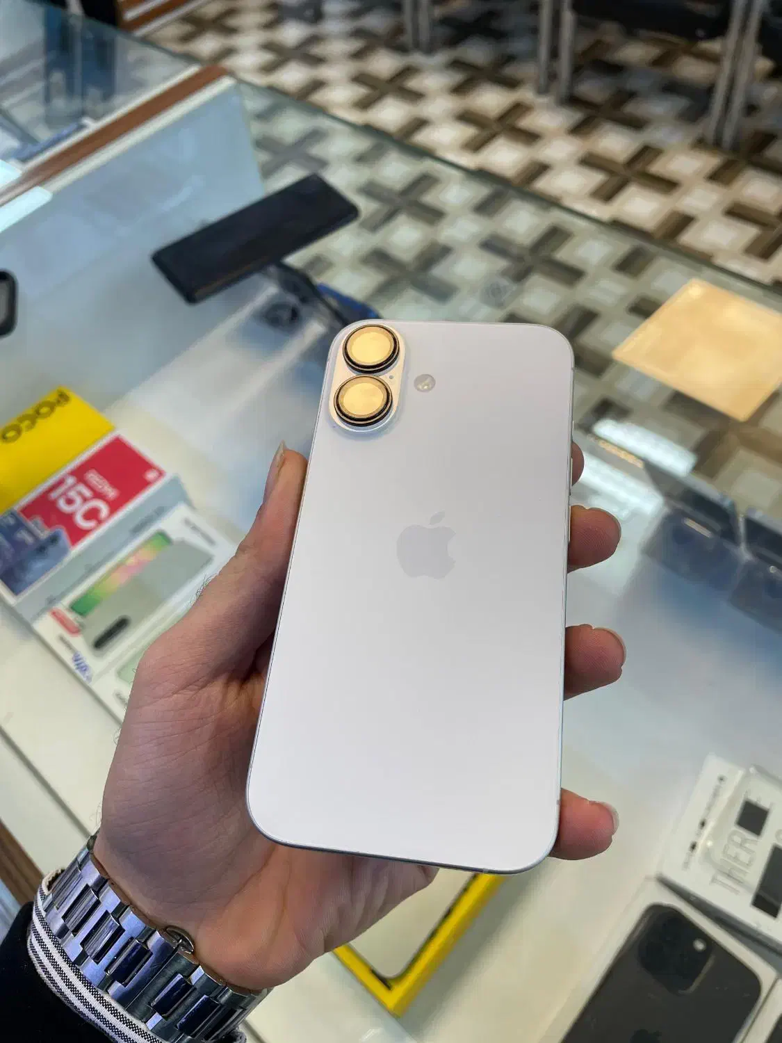 iPhone 16|موبایل|کازرون, |دیوار