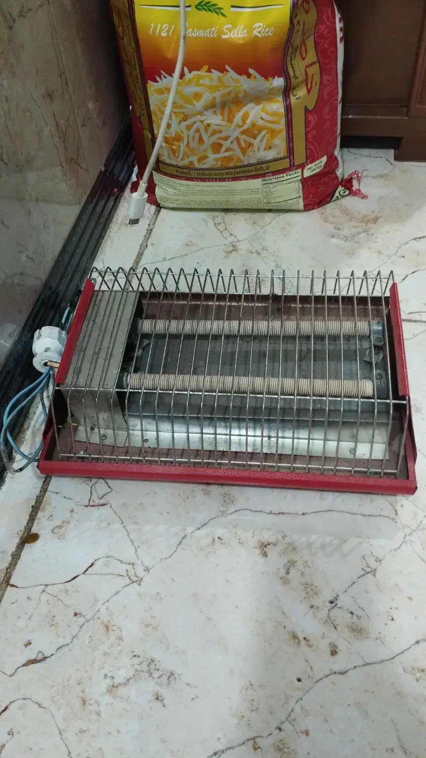 اجاق برقی در حد نو|سایر لوازم برقی|سقز, |دیوار