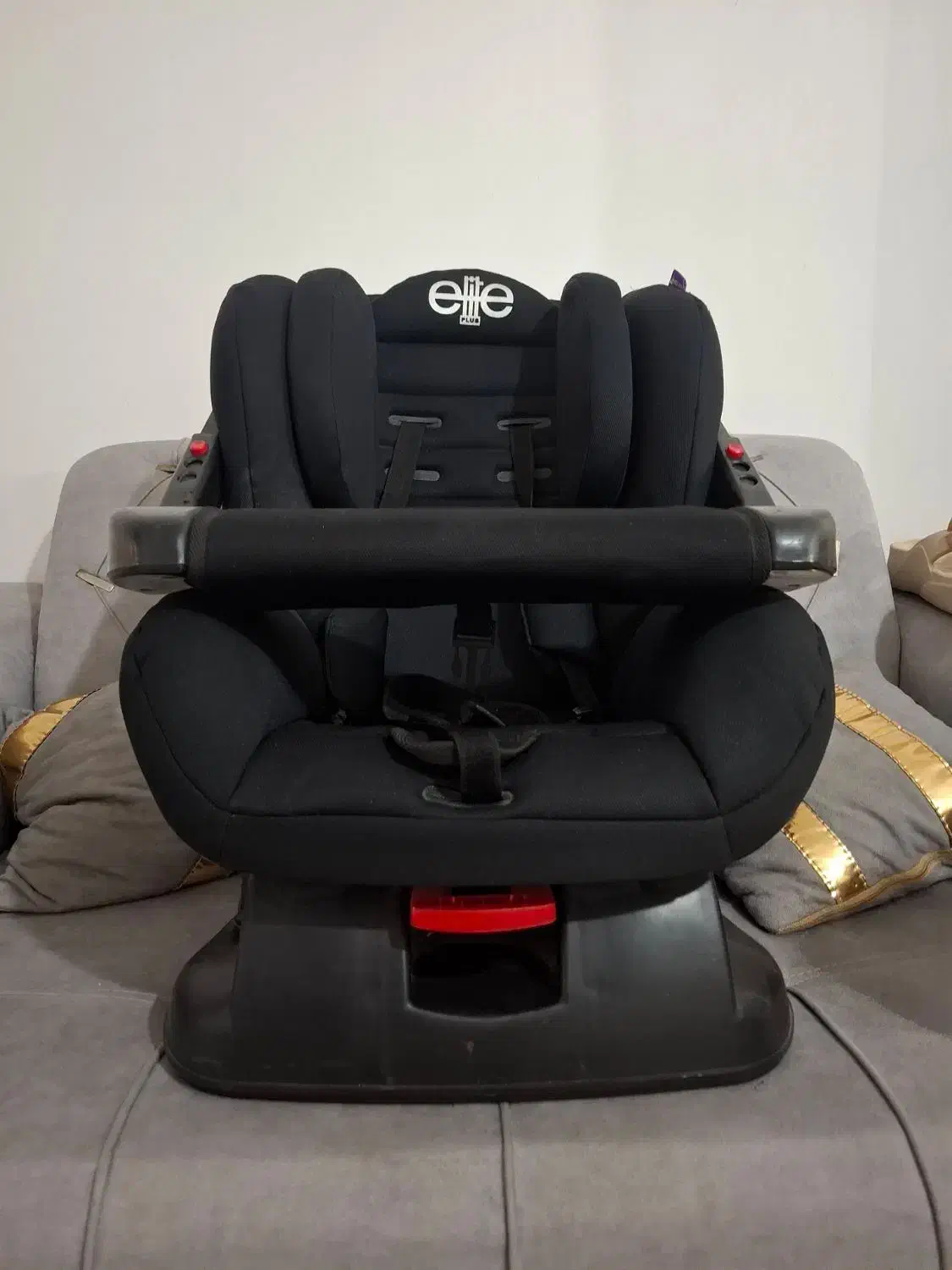 صندلی ماشین کودک|تخت و صندلی بچه|نسیمشهر, |دیوار