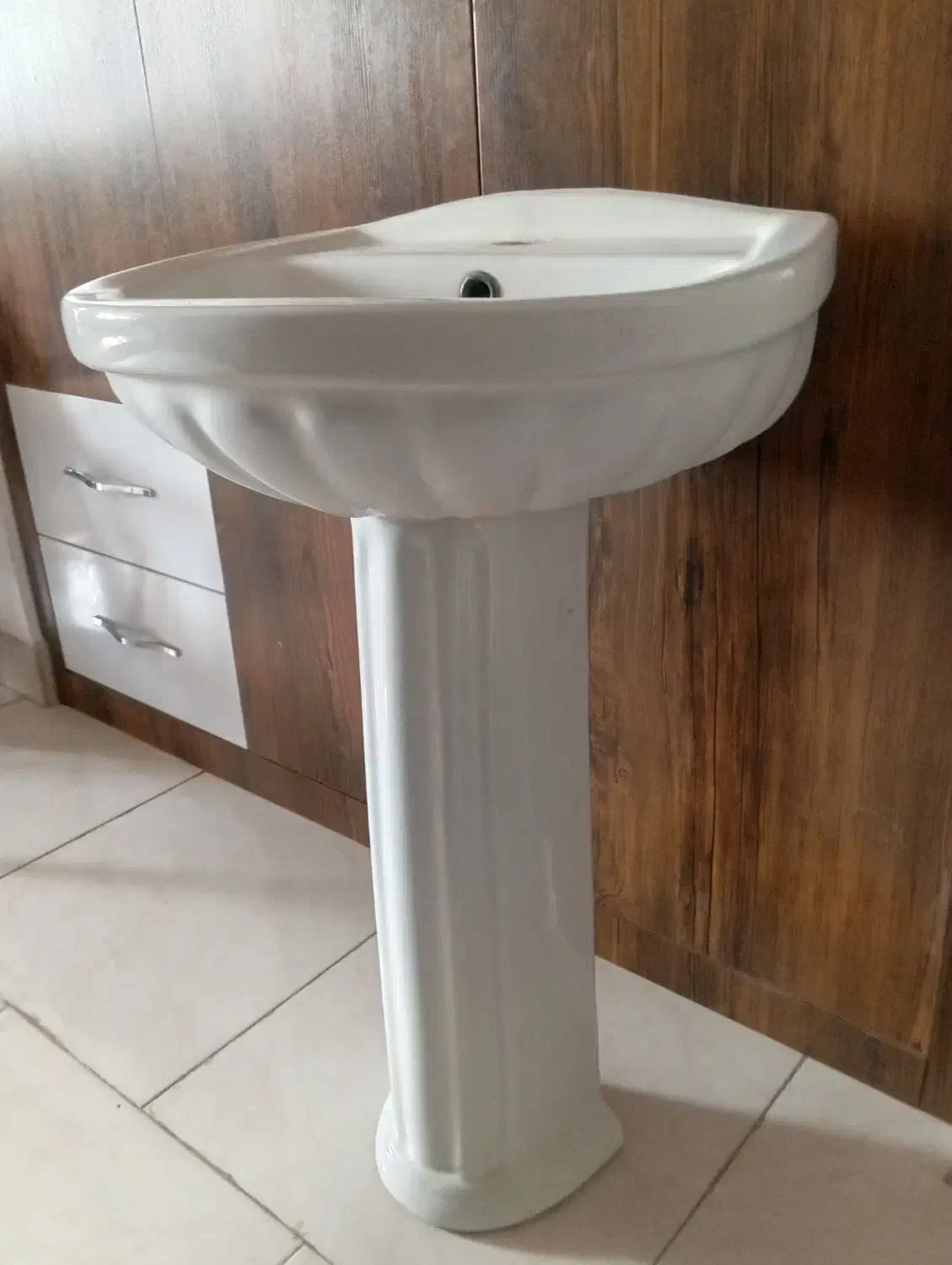 روشویی|لوازم سرویس بهداشتی|گرمسار, |دیوار