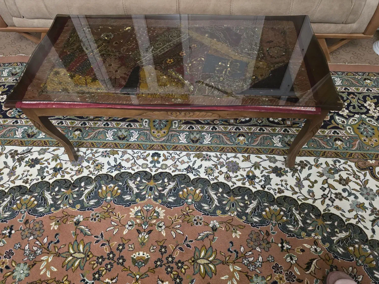 مبلمان چوبی کلاسیک|مبلمان خانگی و میز عسلی|مراغه, |دیوار